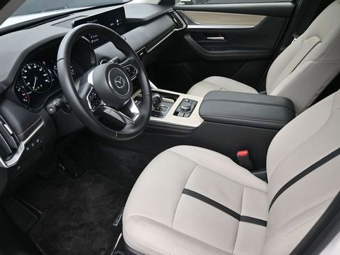 Certified 2025 MAZDA CX-90 3.3 Turbo w/ Preferred Package image 27