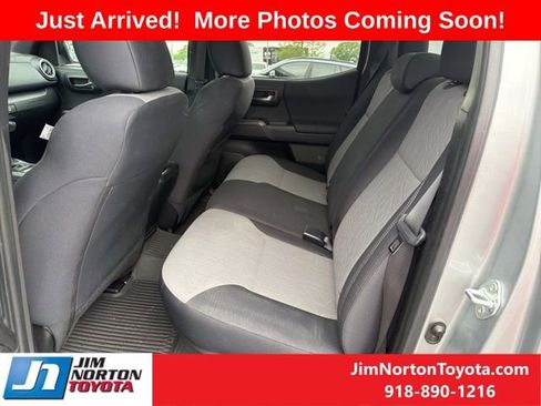 Used 2023 Toyota Tacoma TRD Off-Road RWD image 11