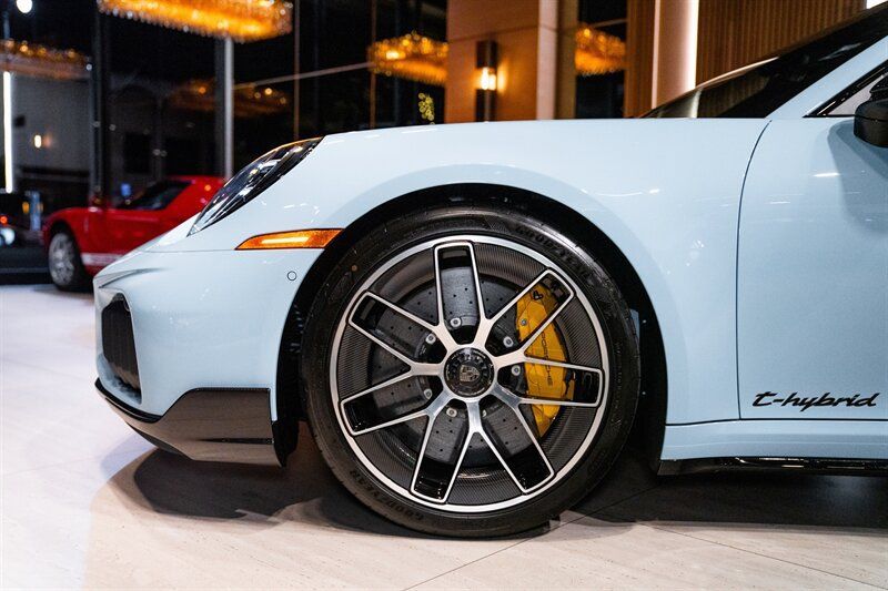 Used 2026 Porsche 911 Turbo S AWD/4WD image 31