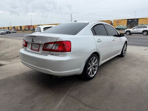 Used 2011 Mitsubishi Galant SE image 22