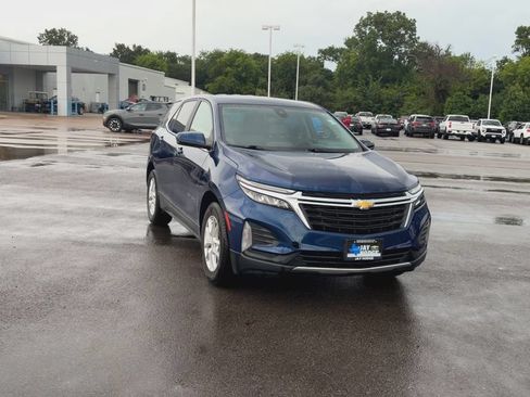 Certified 2023 Chevrolet Equinox LT FWD image 3