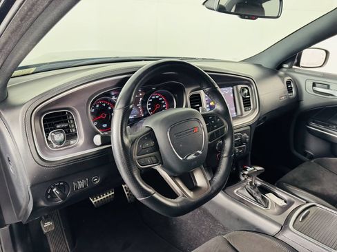 Used 2020 Dodge Charger Scat Pack RWD image 10