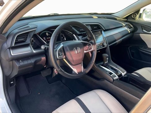 Used 2018 Honda Civic EX image 16