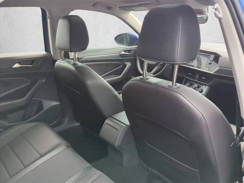 Used 2023 Volkswagen Jetta SE w/ Panoramic Sunroof Package FWD image 21