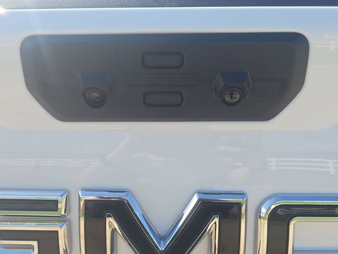 New 2026 GMC Sierra 1500 AT4 AWD/4WD image 13