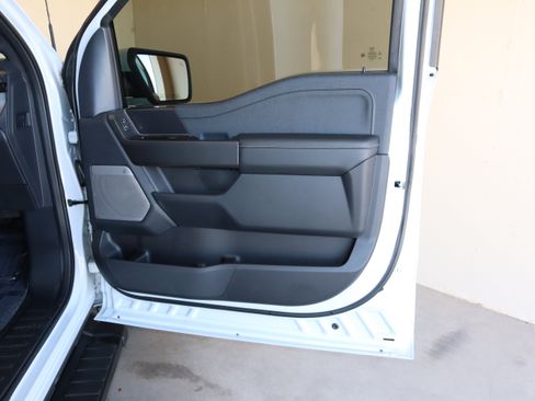 Certified 2025 Ford F150 Lariat w/ FX4 Off-Road Package AWD/4WD image 42