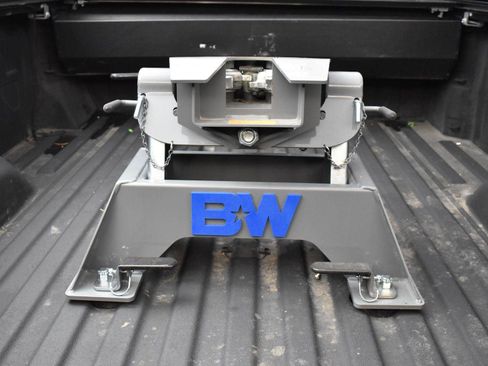 Used 2021 GMC Sierra 3500 Denali w/ Denali Ultimate Package image 12