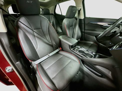 Used 2023 Buick Envision Essence w/ Technology Package I AWD/4WD image 30