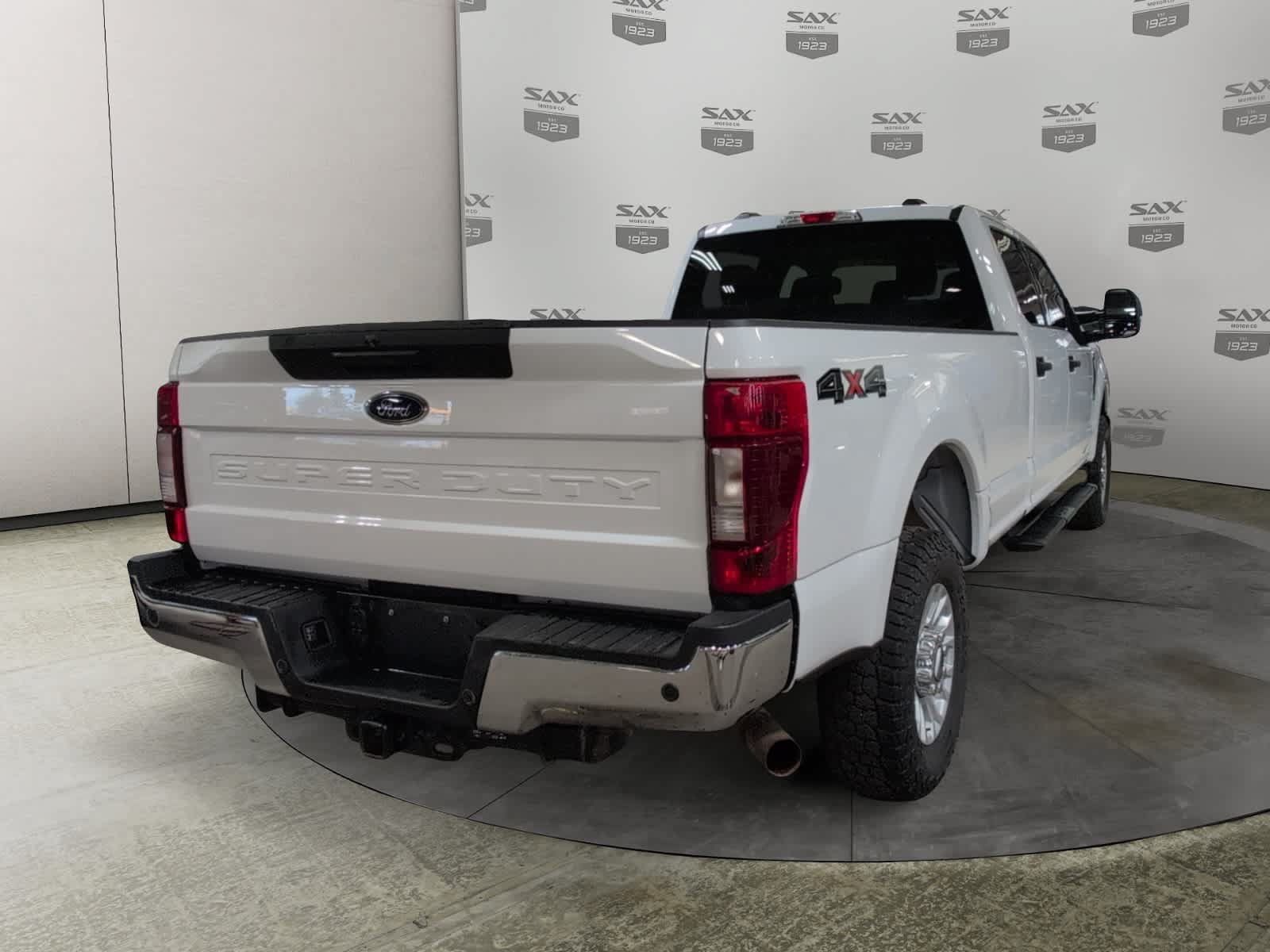 Used 2022 Ford F250 XLT w/ XLT Value Package AWD/4WD image 5