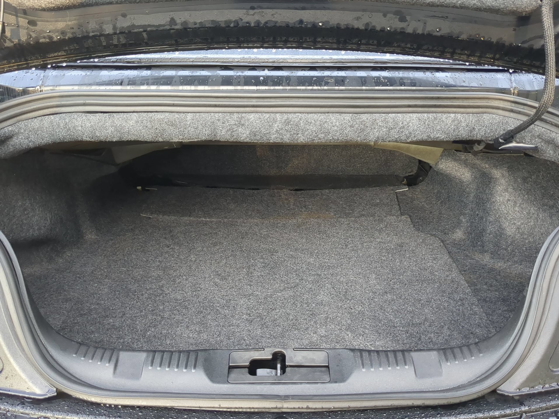 Used 2016 Ford Mustang Convertible RWD image 46