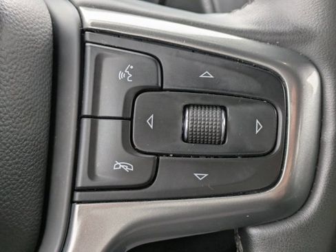 Used 2023 Chevrolet Suburban LT image 23