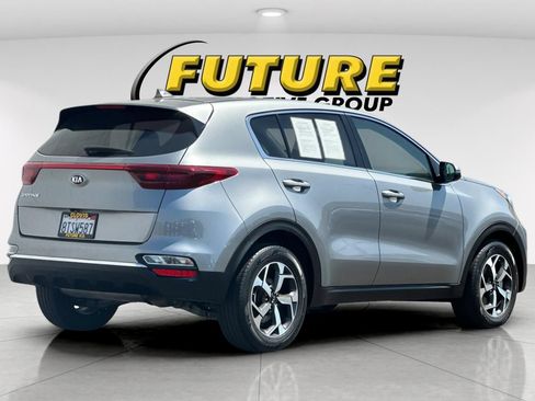 Certified 2021 Kia Sportage LX w/ LX Fwd Popular Package image 4