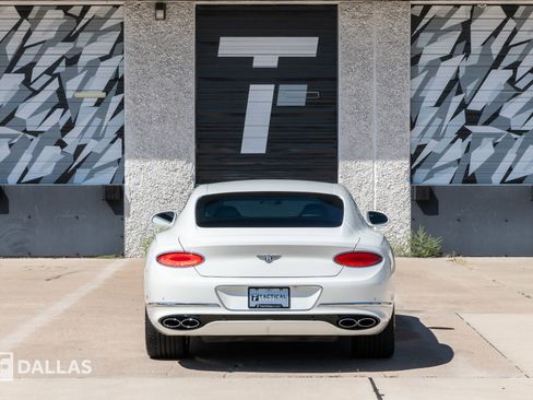 Used 2022 Bentley Continental GT image 13