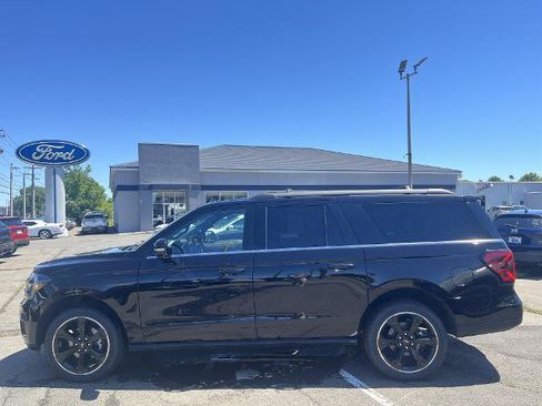 Certified 2023 Ford Expedition Max Limited AWD/4WD image 2