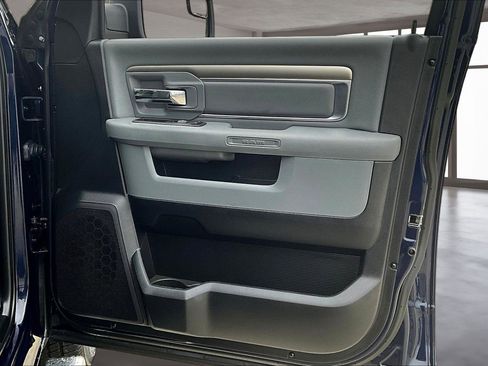 Used 2018 RAM 1500 Big Horn image 25