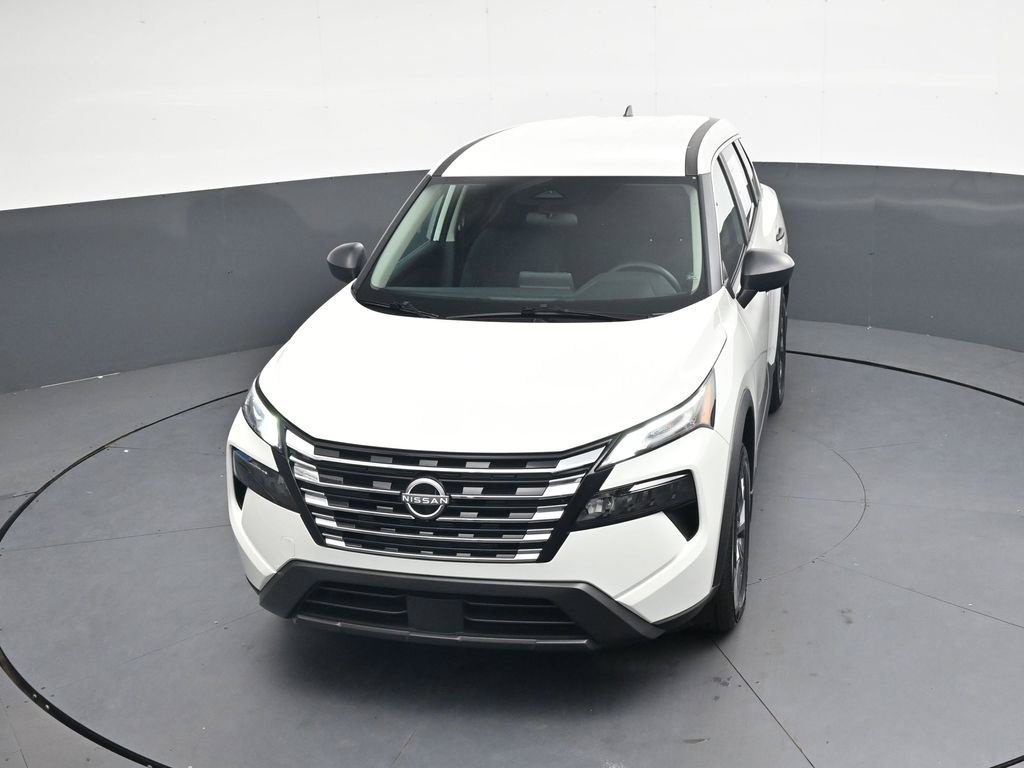 Used 2025 Nissan Rogue S AWD/4WD image 36