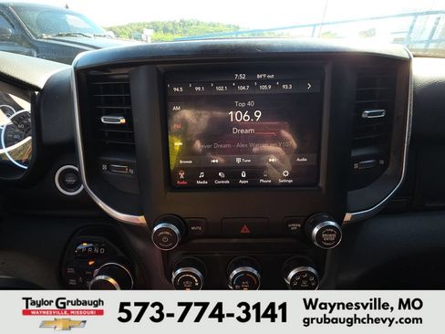 Used 2019 RAM 1500 Big Horn AWD/4WD image 11