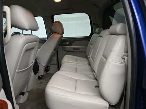 Used 2013 Chevrolet Avalanche LT w/ All-Star Edition image 13