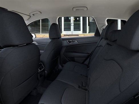 New 2026 Kia Sportage S image 18