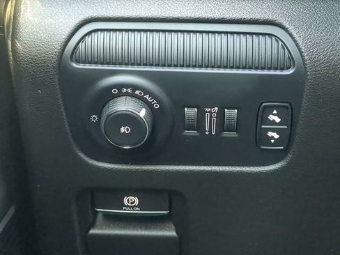 Used 2022 Jeep Wagoneer Series III image 30