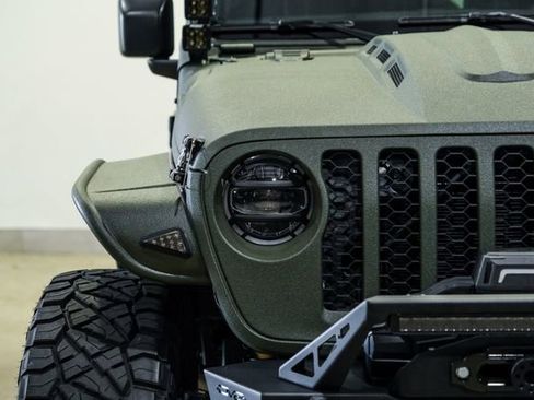 Used 2024 Jeep Wrangler Unlimited Sport AWD/4WD image 4