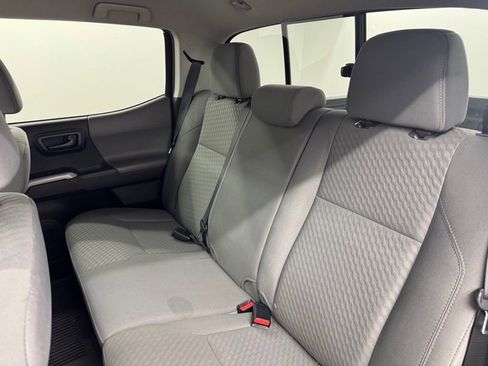 Used 2021 Toyota Tacoma SR5 RWD image 10