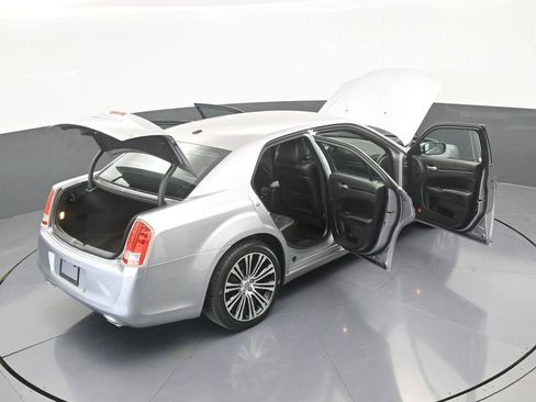 Used 2014 Chrysler 300 S image 65