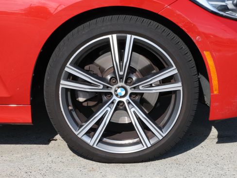 Used 2021 BMW 330i xDrive Sedan w/ Premium Package AWD/4WD image 10