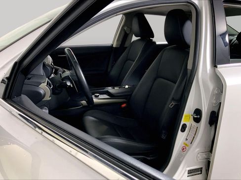 Used 2019 Lexus IS 300 AWD w/ Accessory Package 2 image 8