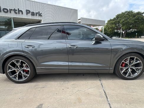 Used 2022 Audi SQ8 Prestige AWD/4WD image 8