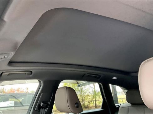 New 2025 Audi Q5 Premium Plus image 18