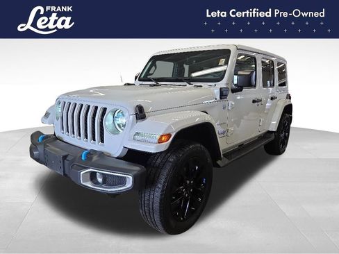 Used 2023 Jeep Wrangler Unlimited Sahara w/ Cold Weather Group AWD/4WD image 1