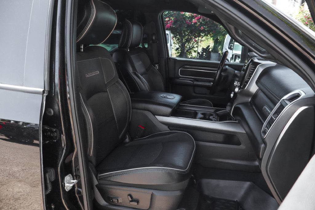 Used 2024 RAM 2500 Laramie w/ Night Edition AWD/4WD image 44