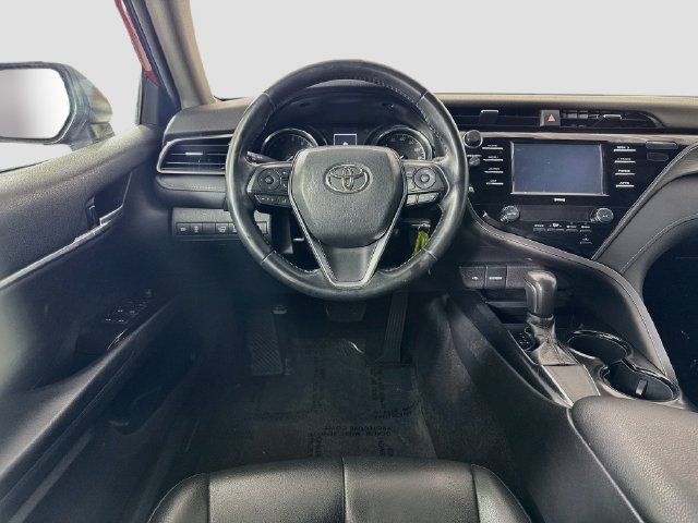 Certified 2020 Toyota Camry SE w/ Blackout Package FWD image 23