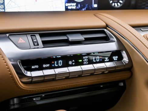 Used 2021 Lexus LC 500 Convertible w/ Touring Package image 39