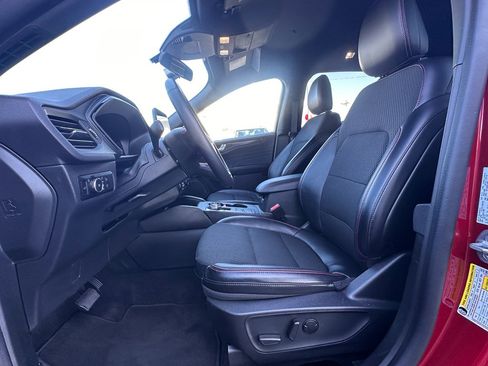 Used 2025 Ford Escape ST-Line Select image 22