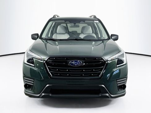Used 2023 Subaru Forester AWD/4WD image 2