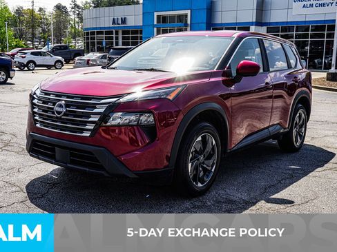 Used 2025 Nissan Rogue SV image 5