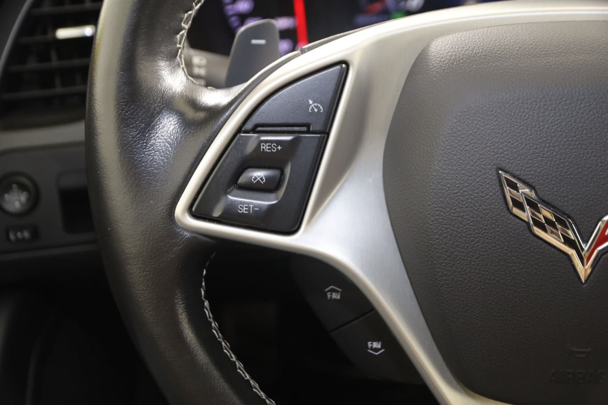 Used 2016 Chevrolet Corvette Stingray Coupe RWD image 46