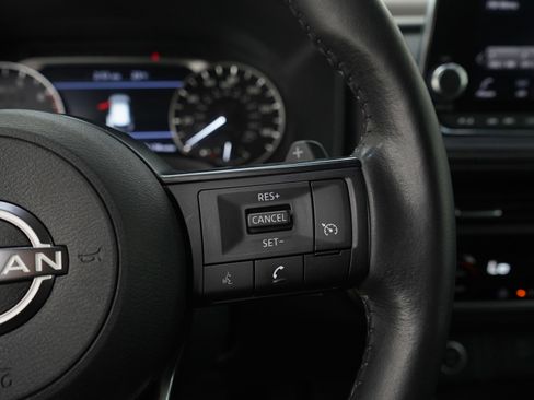 Used 2022 Nissan Rogue S AWD/4WD image 28