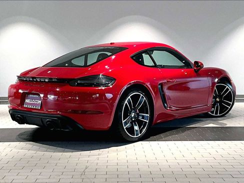 Used 2024 Porsche 718 Cayman GTS image 10