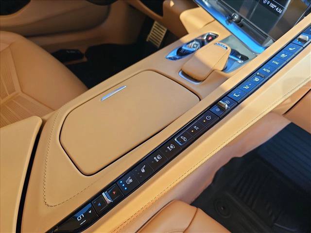 Used 2021 Chevrolet Corvette Stingray Premium Conv w/ 3LT RWD image 24
