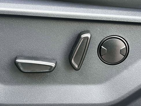 New 2025 Ford Expedition Max Active image 15