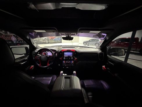 Used 2019 Chevrolet Silverado 1500 High Country w/ Technology Package image 23