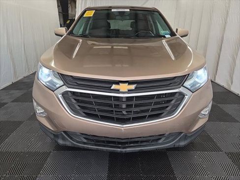 Used 2018 Chevrolet Equinox LT FWD image 22