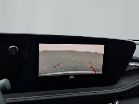 Used 2024 Buick Envista Preferred w/ Convenience I Package FWD image 13