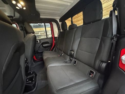 Used 2020 Jeep Gladiator Sport AWD/4WD image 30
