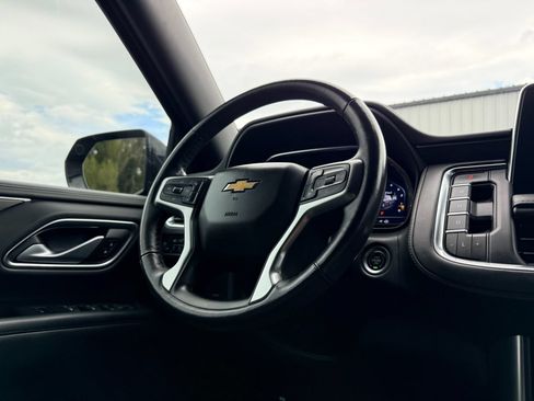 Used 2022 Chevrolet Tahoe LT w/ Luxury Package AWD/4WD image 11