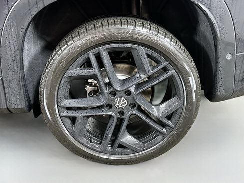 New 2026 Volkswagen Tiguan SE R-Line AWD/4WD image 29