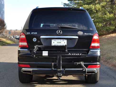 Used 2010 Mercedes-Benz GL 450 4MATIC image 4